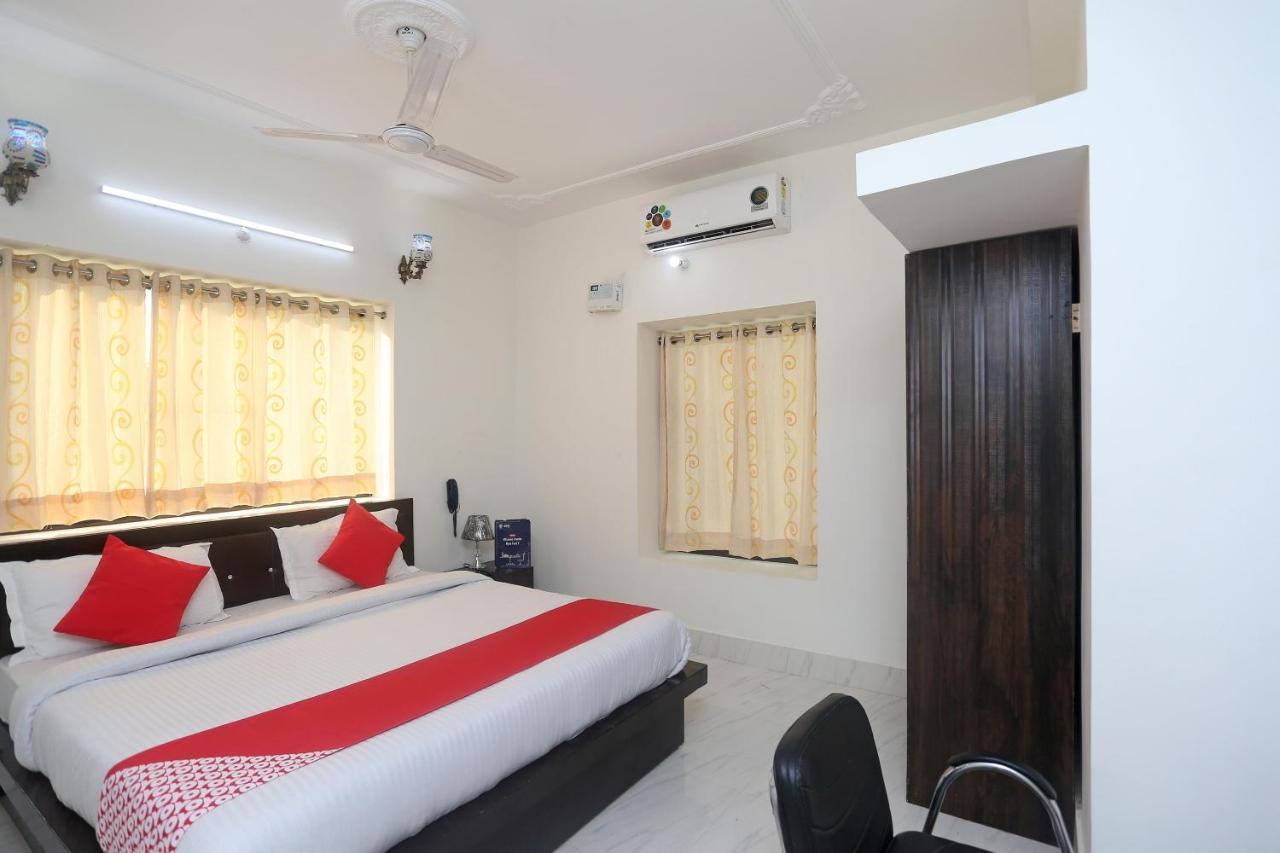 אלוואר Oyo 18301 Hotel A-One מראה חיצוני תמונה