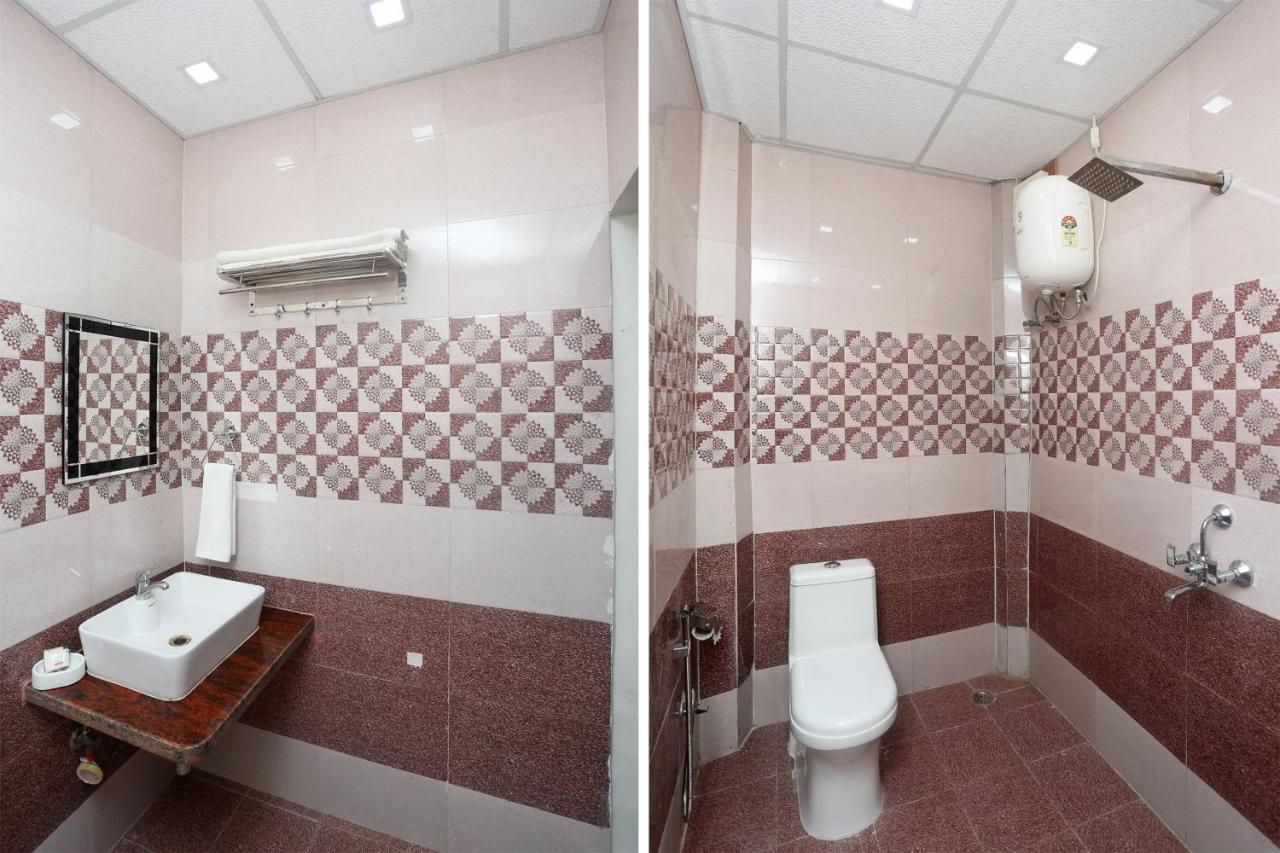 אלוואר Oyo 18301 Hotel A-One מראה חיצוני תמונה