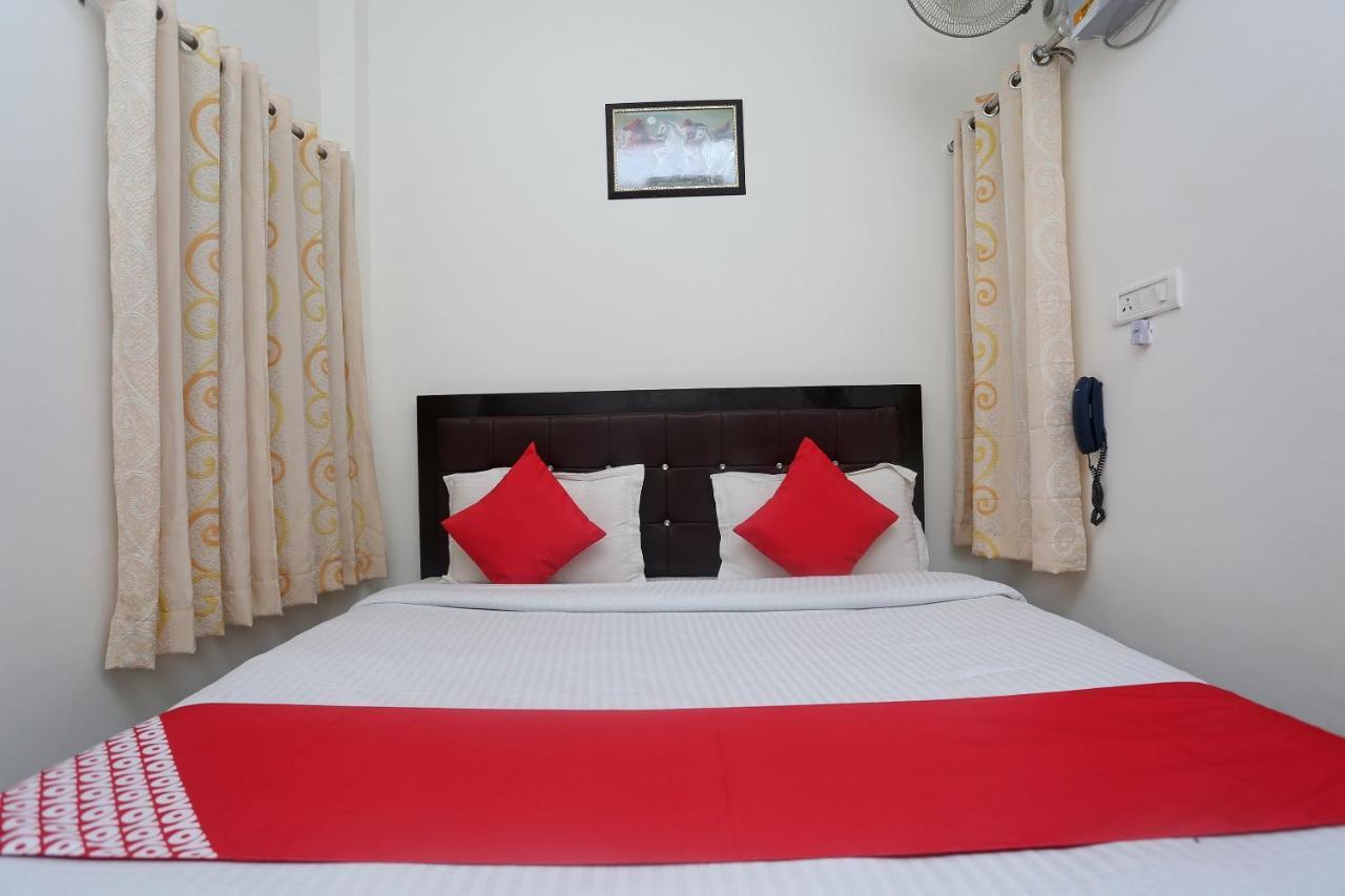 אלוואר Oyo 18301 Hotel A-One מראה חיצוני תמונה